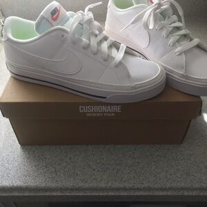 New Nike Court Legacy without tags 8 1/2 White/Black